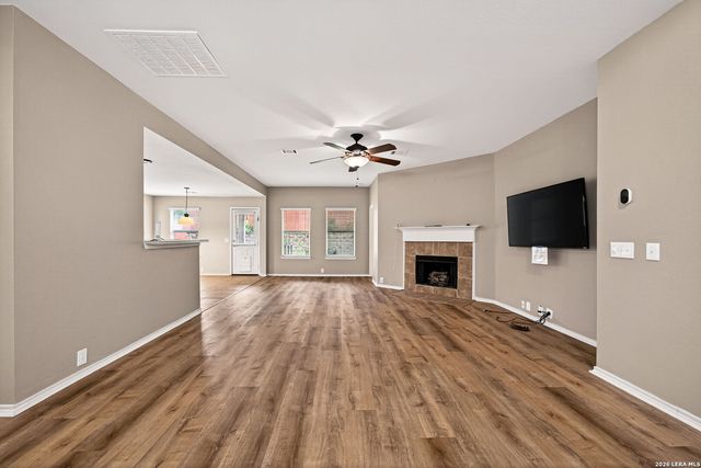 15619 Hastings Park, Selma, TX 78154
