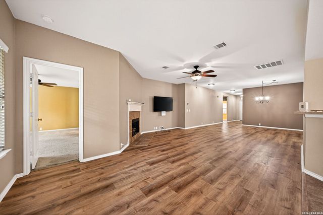 15619 Hastings Park, Selma, TX 78154