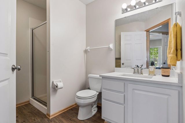 1825 Hunter Hill Road, Hudson, WI 54016