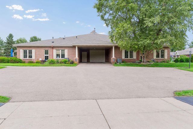 1825 Hunter Hill Road, Hudson, WI 54016
