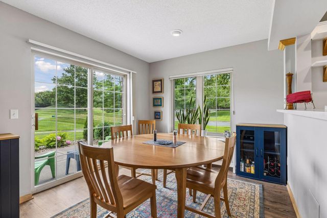 1825 Hunter Hill Road, Hudson, WI 54016