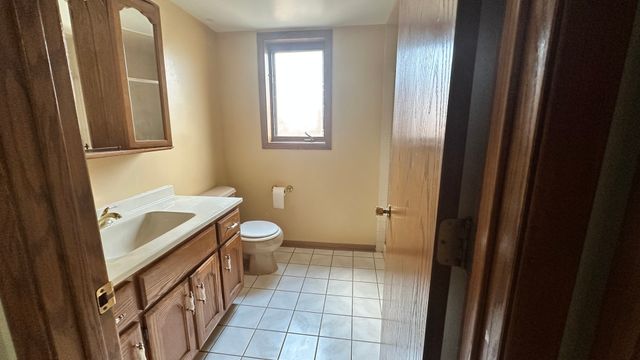 15720 S 88th Avenue, Orland Park, IL 60462