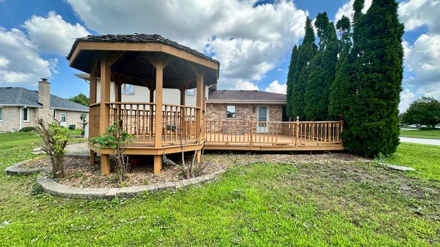 15720 S 88th Avenue, Orland Park, IL 60462