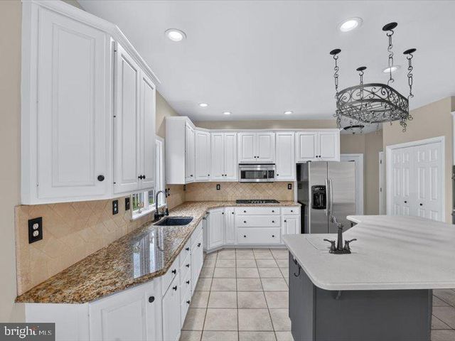 80 GREEN POND LN, Glenmoore, PA 19343