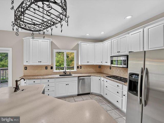 80 GREEN POND LN, Glenmoore, PA 19343