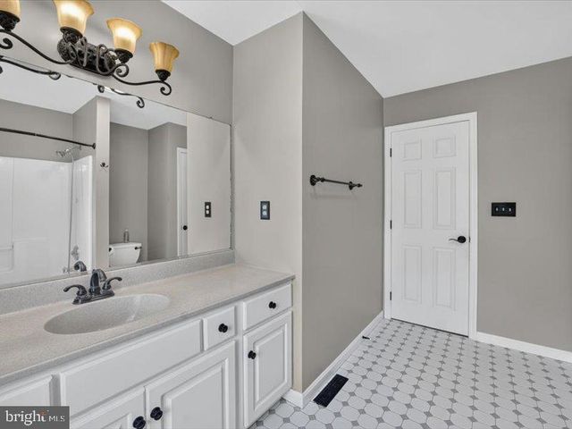 80 GREEN POND LN, Glenmoore, PA 19343