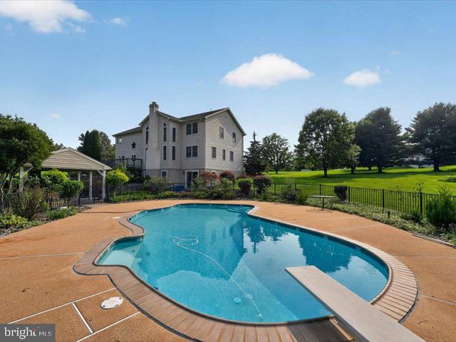 80 GREEN POND LN, Glenmoore, PA 19343