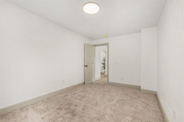 437 Woodlawn Street, Grand Rapids, MI 49507