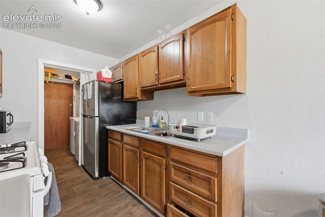 904 E Moreno Avenue, Colorado Springs, CO 80903