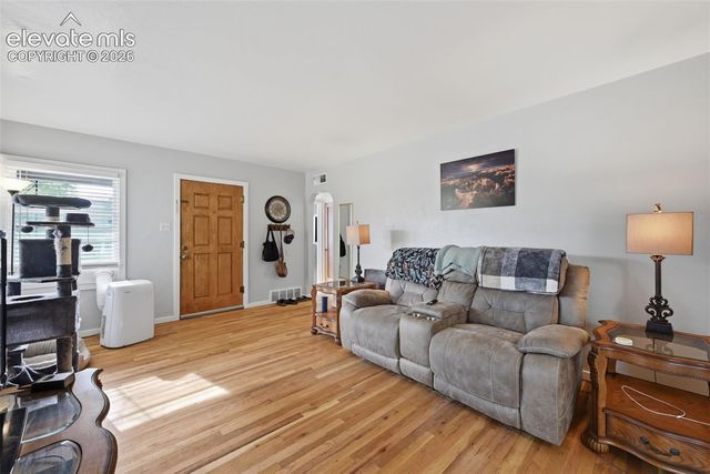 904 E Moreno Avenue, Colorado Springs, CO 80903