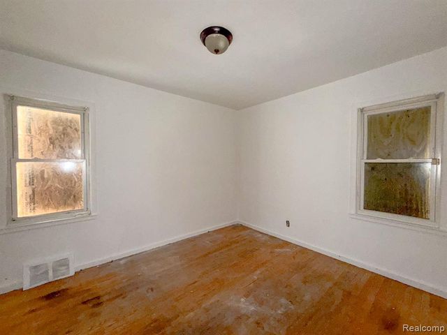 18710 Mccormick Street, Detroit, MI 48224