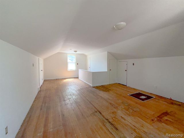18710 Mccormick Street, Detroit, MI 48224