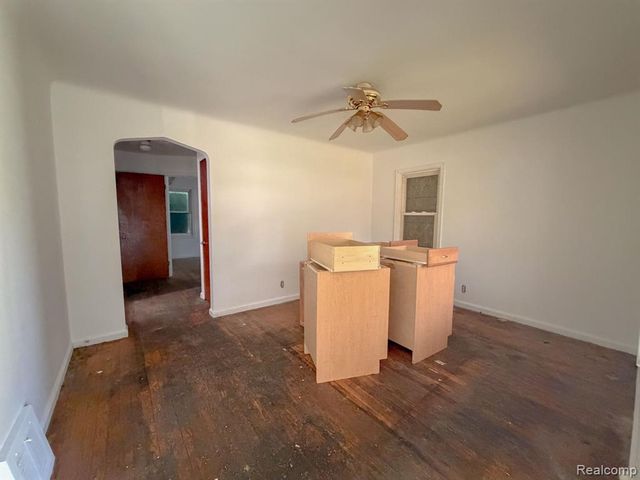 18710 Mccormick Street, Detroit, MI 48224