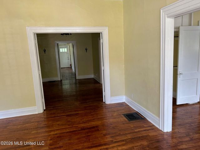 828 N Jefferson Street, Jackson, MS 39202