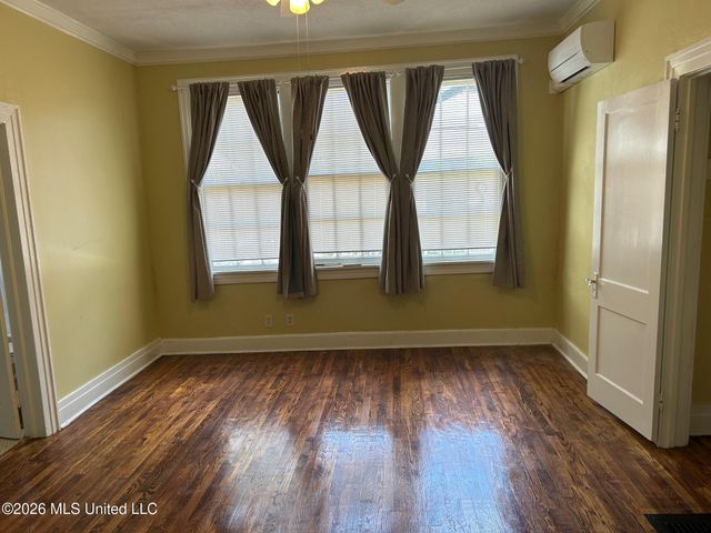 828 N Jefferson Street, Jackson, MS 39202
