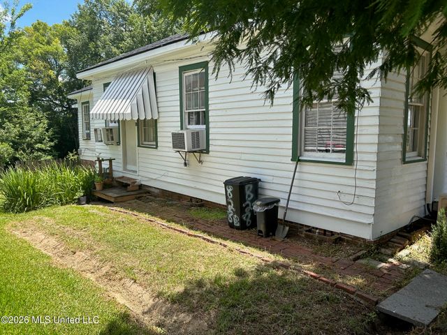 828 N Jefferson Street, Jackson, MS 39202