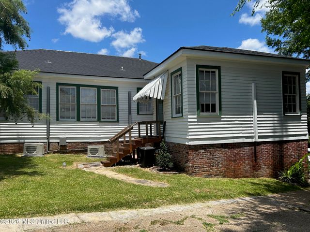 828 N Jefferson Street, Jackson, MS 39202