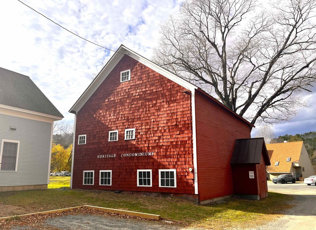 42 Heritage Condo Way Apt 14D, Woodstock, VT 05091