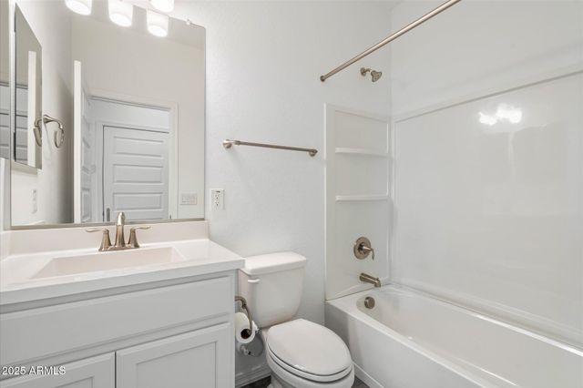 25101 N 141ST Avenue, Surprise, AZ 85387