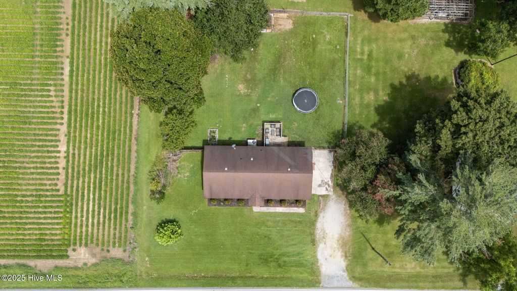 6407 Clarks Neck Road, Washington, NC 27889