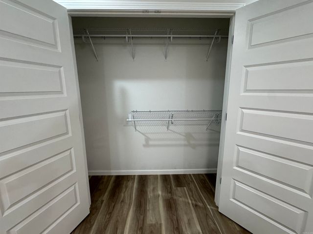 1300 S 7 St, Paragould, AR 72450