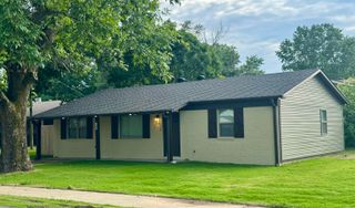 1300 S 7 St, Paragould, AR 72450