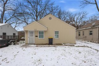 6656 Bales Avenue, Kansas City, MO 64132