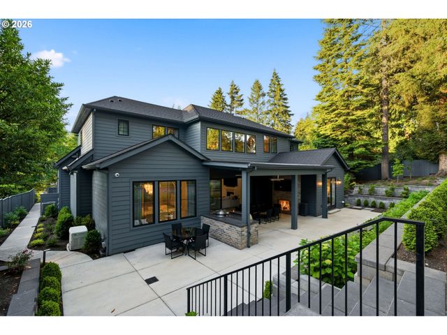 14760 UPLANDS Dr, Lake Oswego, OR 97034