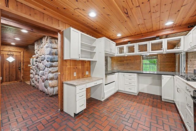 4410 Earhart Road, Ann Arbor, MI 48105