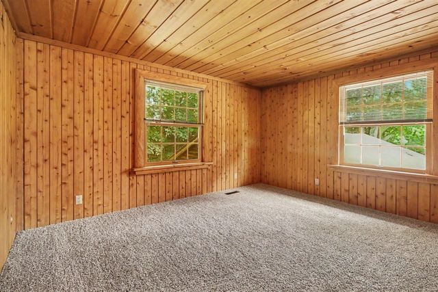 4410 Earhart Road, Ann Arbor, MI 48105