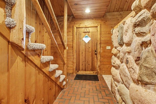 4410 Earhart Road, Ann Arbor, MI 48105