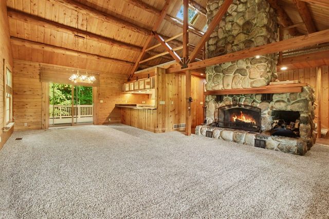 4410 Earhart Road, Ann Arbor, MI 48105