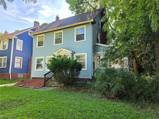 3192 Sycamore Road, Cleveland Heights, OH 44118