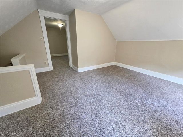 3192 Sycamore Road, Cleveland Heights, OH 44118