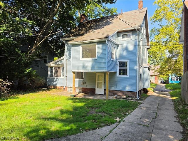 3192 Sycamore Road, Cleveland Heights, OH 44118