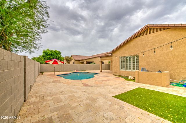 2225 W OLIVE Way, Chandler, AZ 85248
