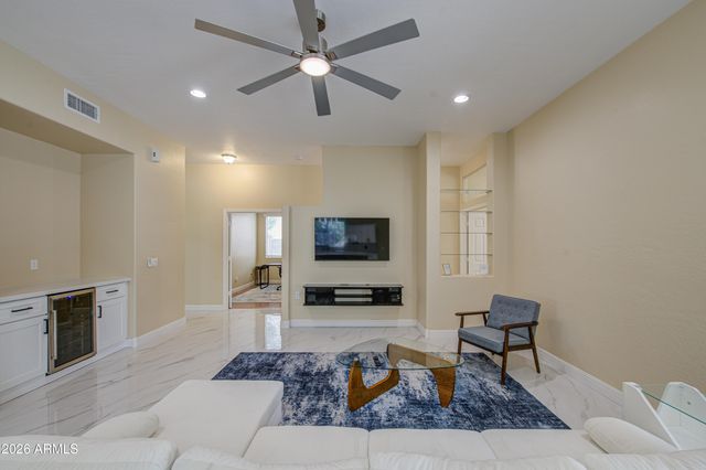 2225 W OLIVE Way, Chandler, AZ 85248