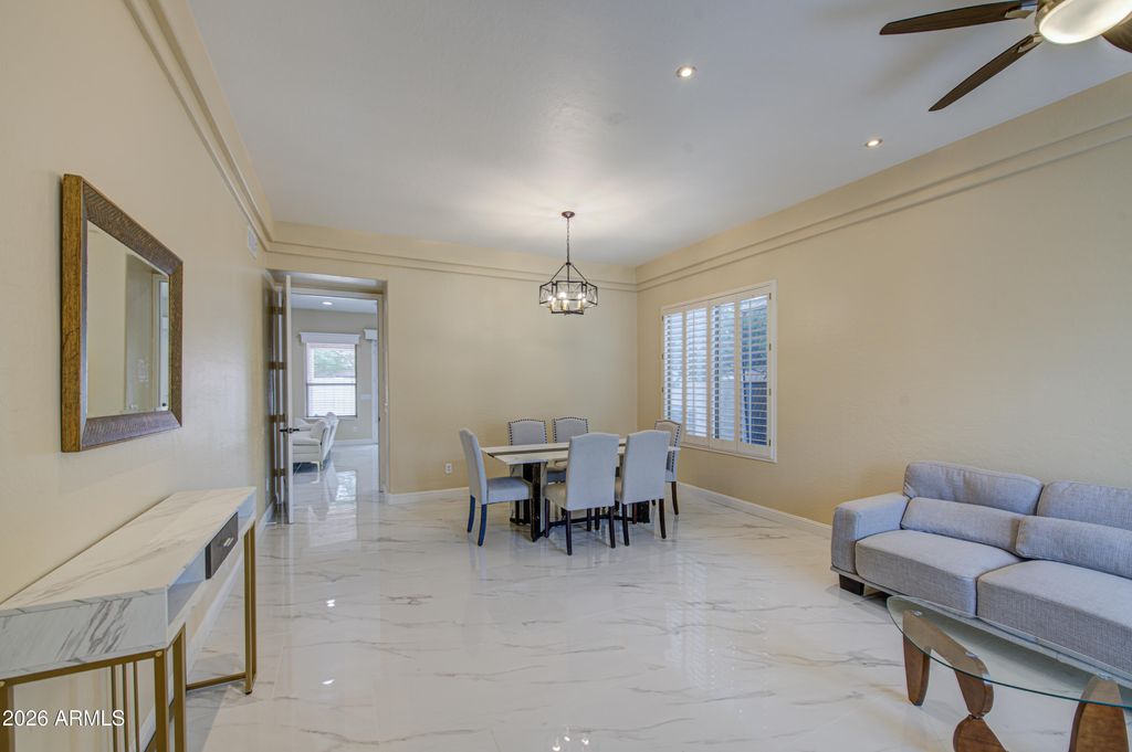 Image 18 of property listing at 2225 W OLIVE Way, Chandler, AZ 85248