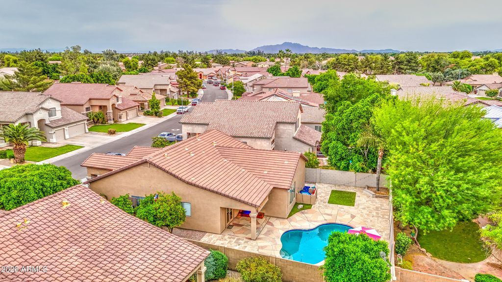 Image 41 of property listing at 2225 W OLIVE Way, Chandler, AZ 85248
