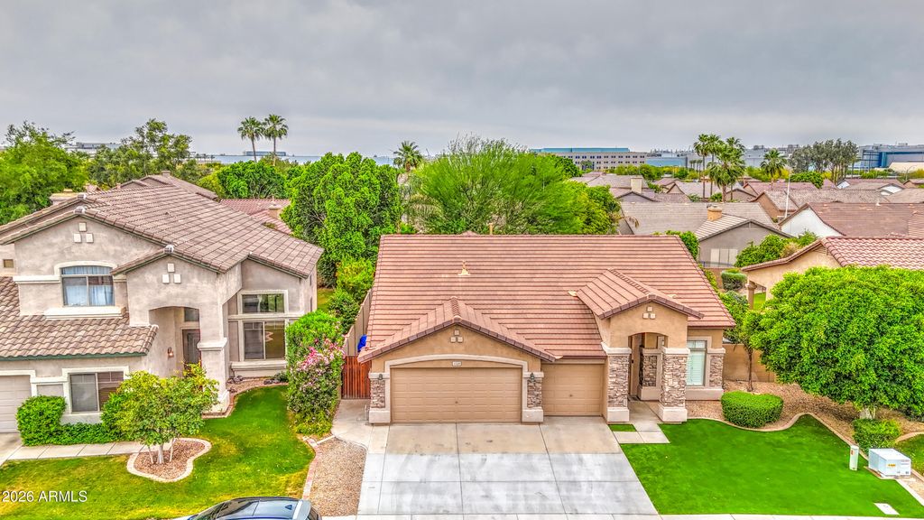 Image 49 of property listing at 2225 W OLIVE Way, Chandler, AZ 85248