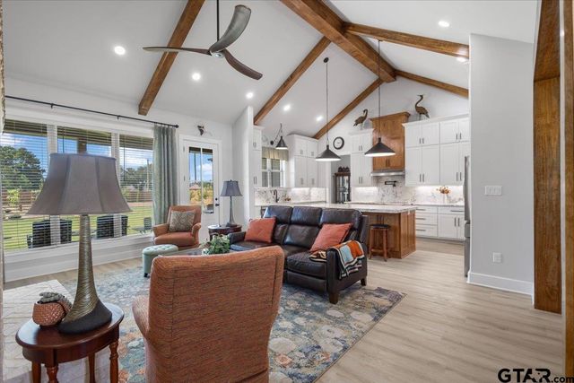 15404 County Road 1100, Tyler, TX 75703