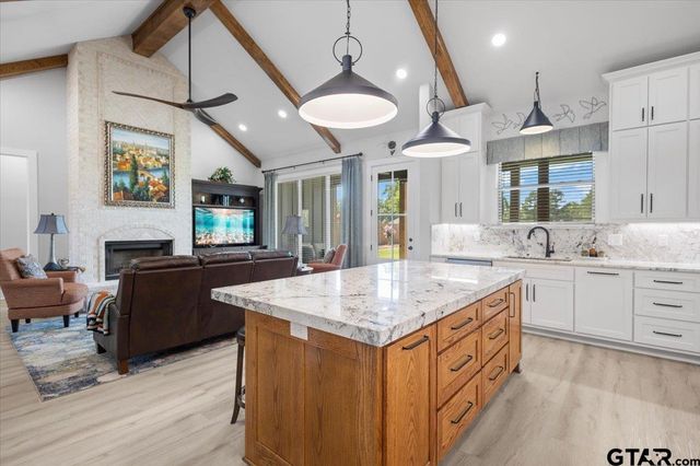 15404 County Road 1100, Tyler, TX 75703