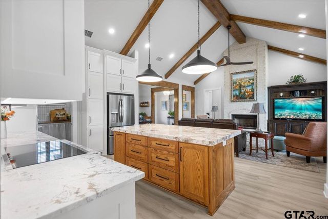 15404 County Road 1100, Tyler, TX 75703