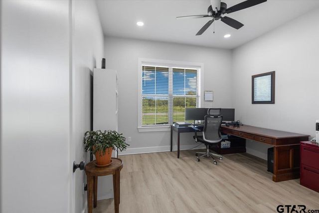 15404 County Road 1100, Tyler, TX 75703