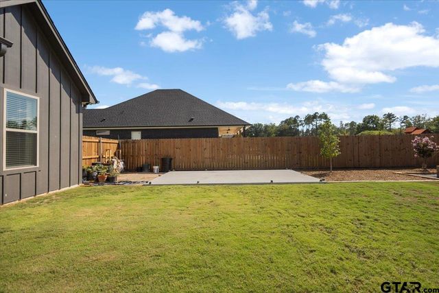 15404 County Road 1100, Tyler, TX 75703