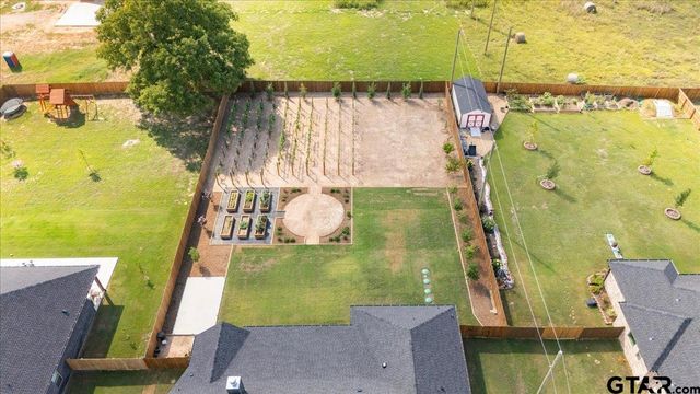 15404 County Road 1100, Tyler, TX 75703
