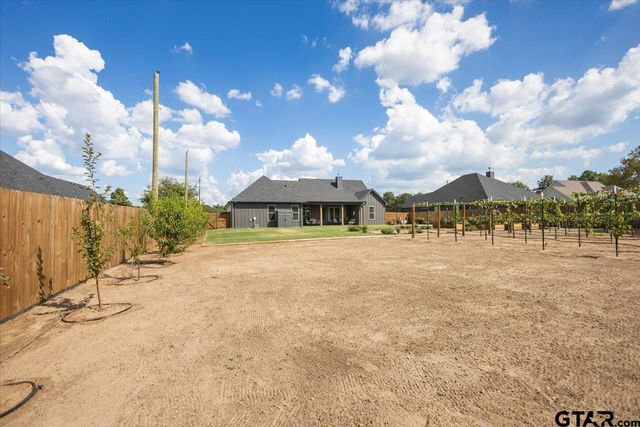 15404 County Road 1100, Tyler, TX 75703