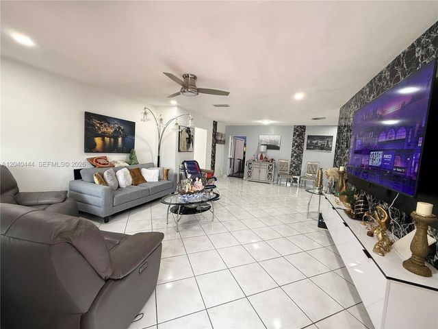8600 NW 57th Court, Tamarac, FL 33321