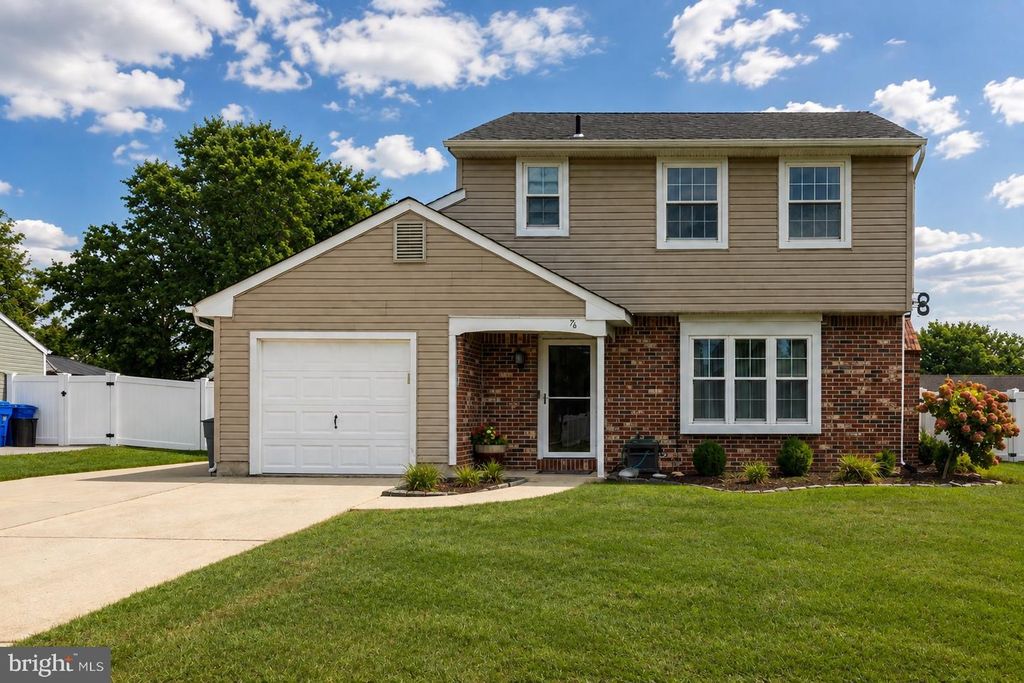 76 DOVER RD, WESTAMPTON, NJ 08060 — exterior
