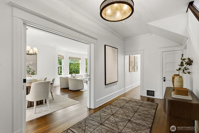 403 18th Avenue E, Seattle, WA 98112